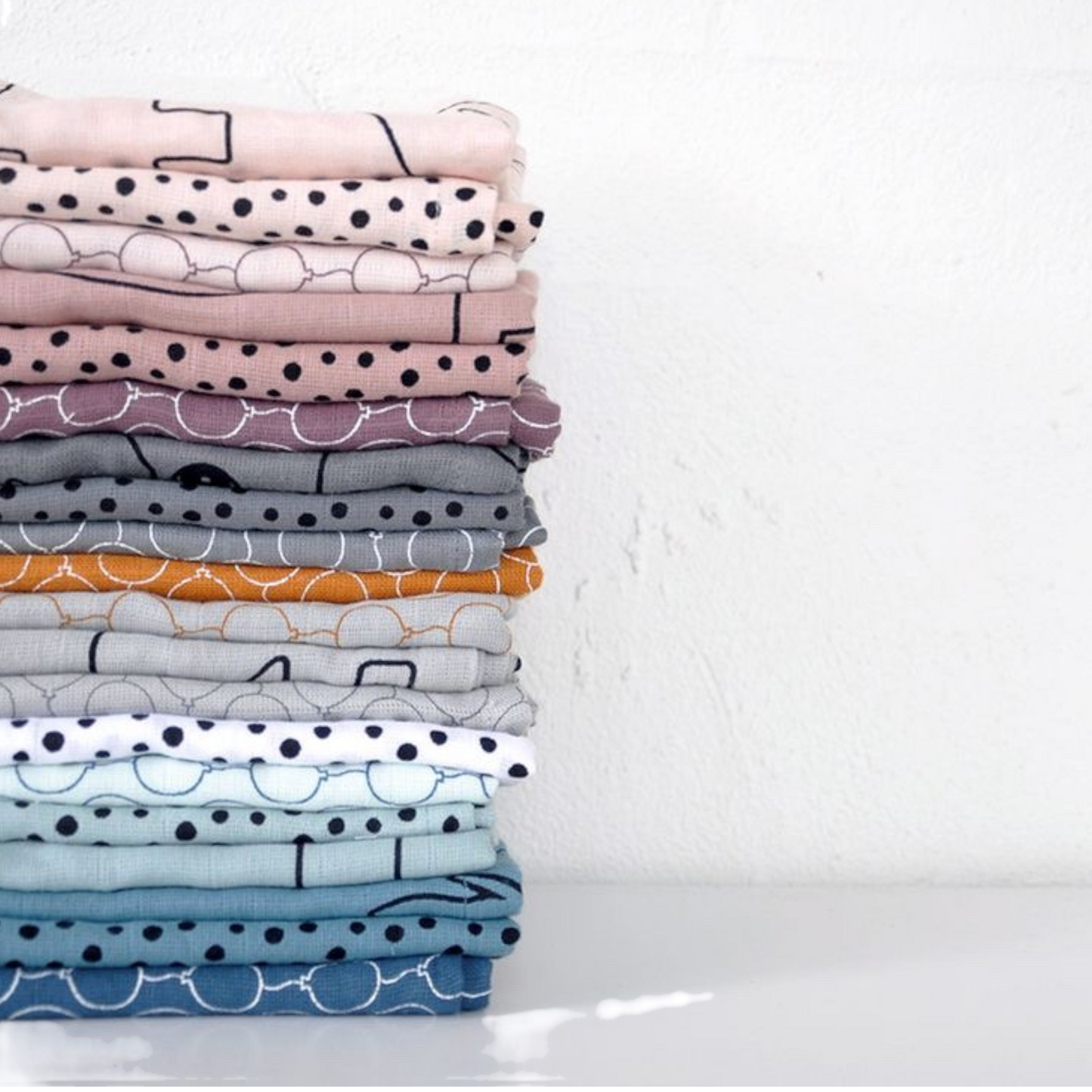 Set 2 Mantas Muselina Happy Dots Rosa Done by deer
