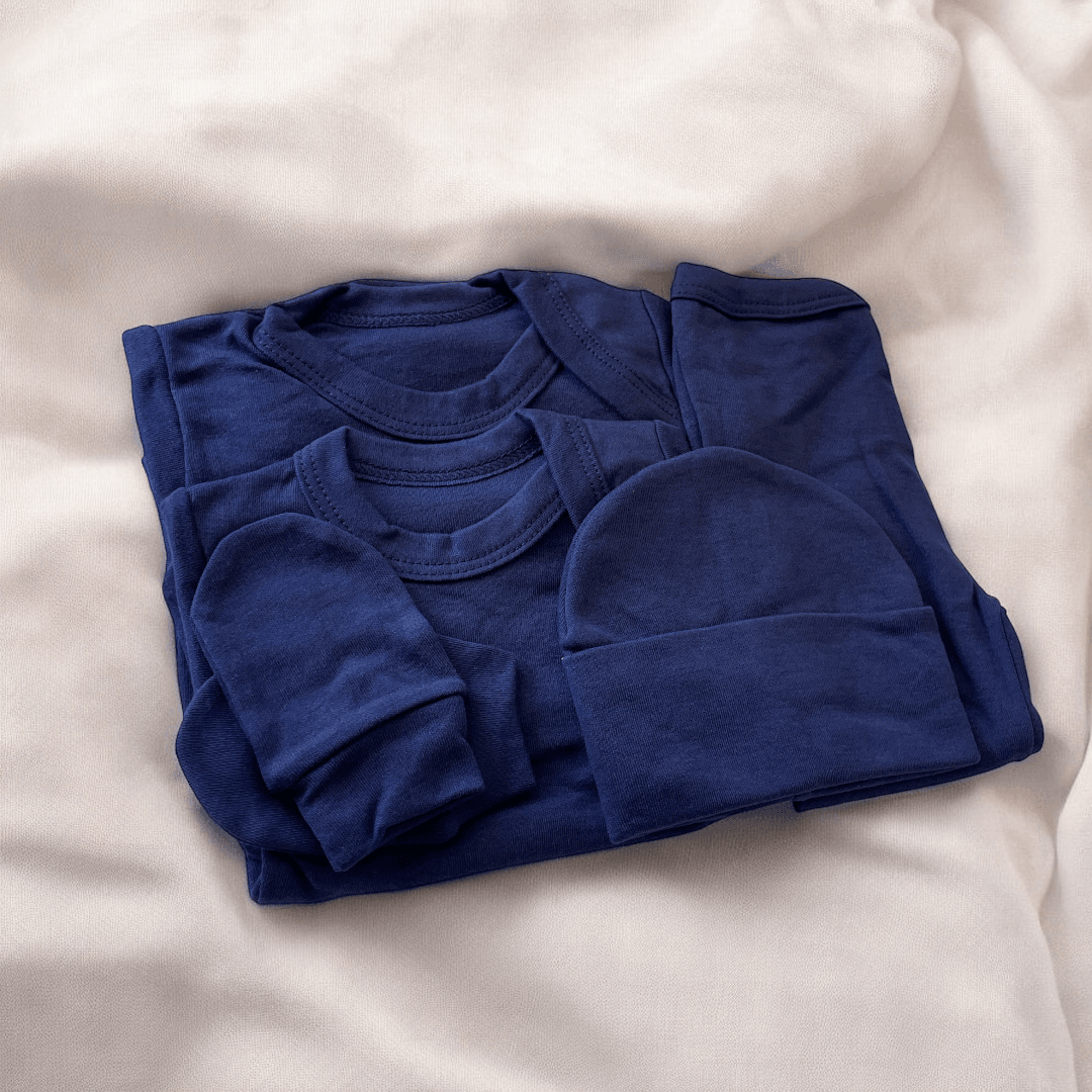 Ajuar liso azul marino 0-3m - Palimu