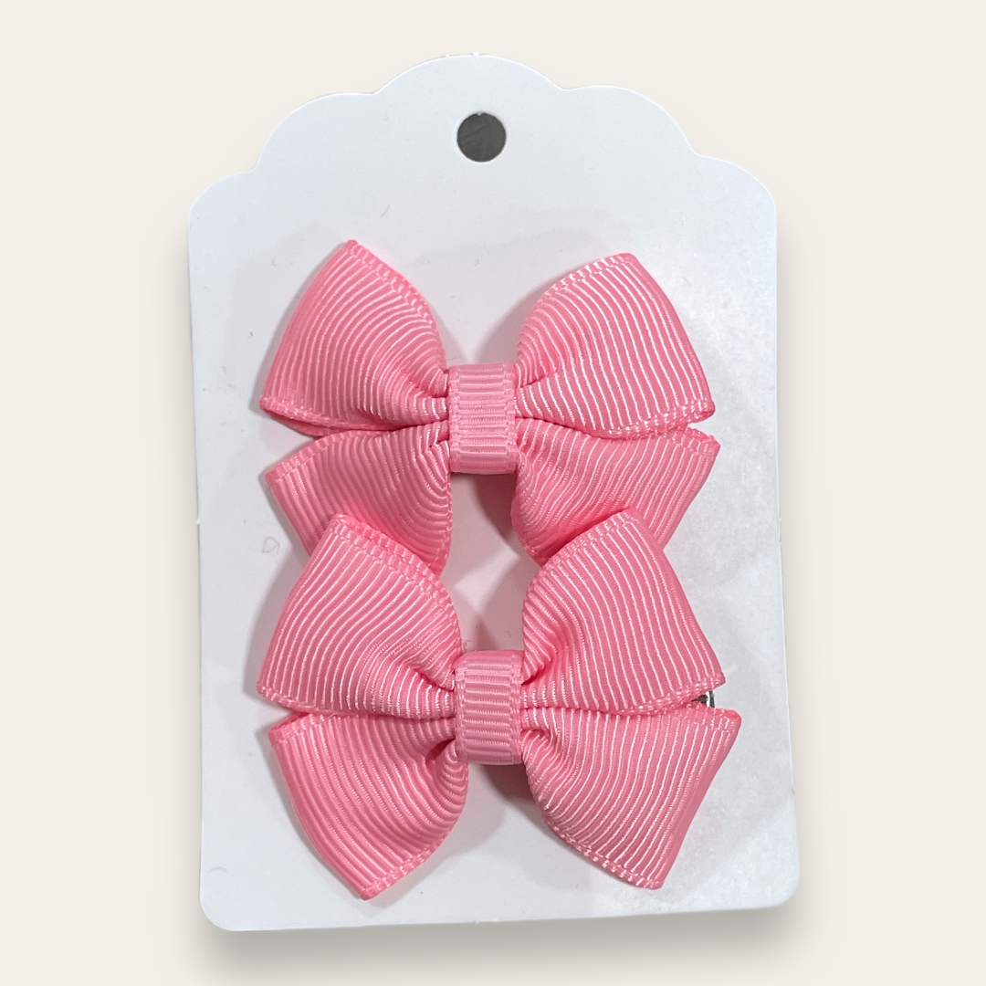 Pinches de colores con pin de metal