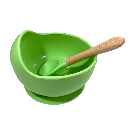 Bowl de silicona con cuchara verde