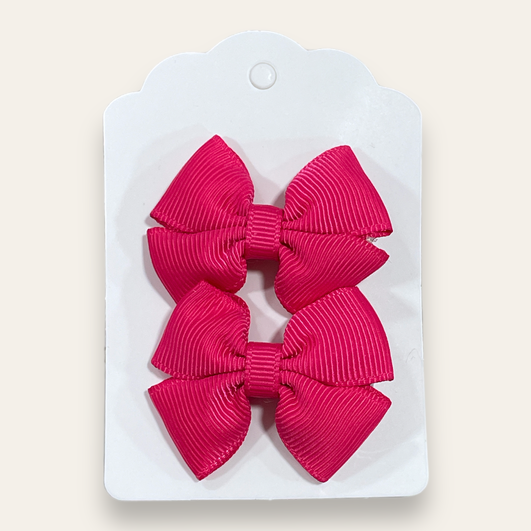 Pinches de colores con pin de metal