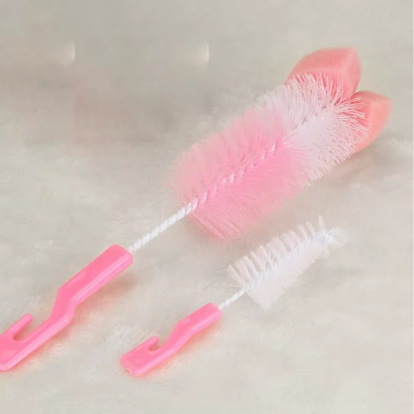 Set de 2 cepillos limpia mamaderas